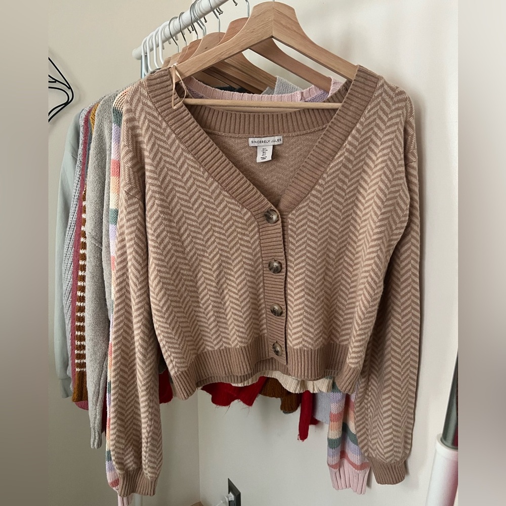 Cardigan cropped sweater